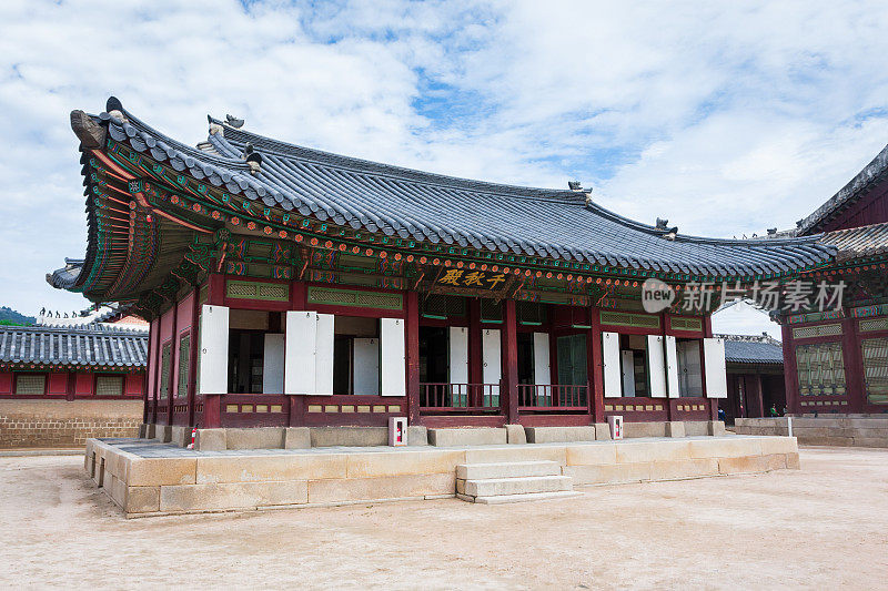 韩国传统建筑在首尔的景福宫
