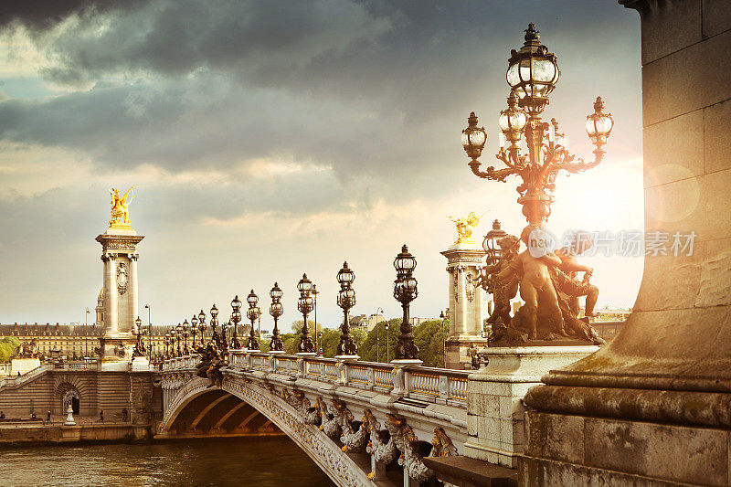巴黎的亚历山大三世大桥
