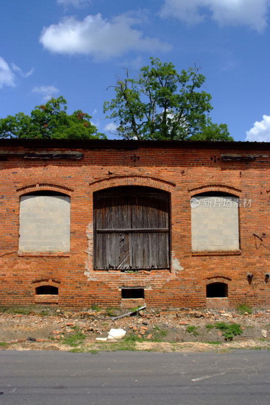 全砖砌建筑物