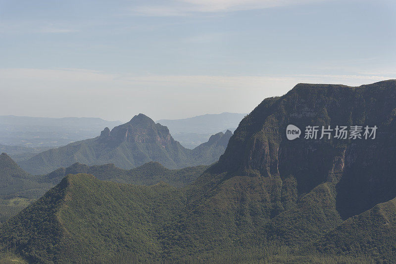 乌鲁比奇-塞拉・卡塔琳娜，巴西