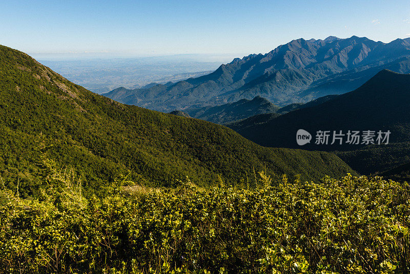 Paraíba山谷来自Itatiaia国家公园