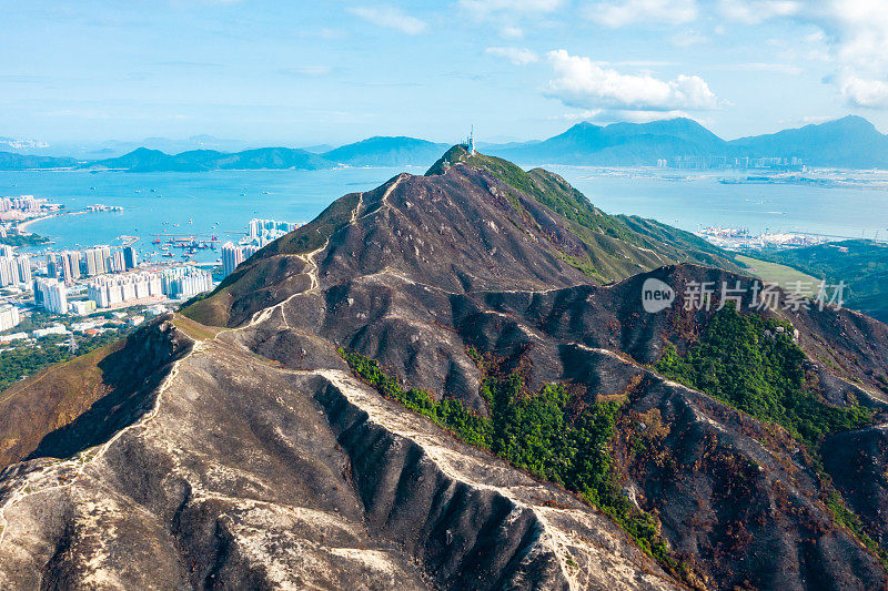 鸟瞰香港青山腹地的景观