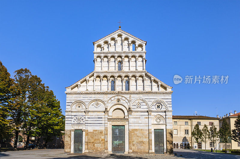 比萨，圣保罗亚诺教堂(意大利托斯卡纳)
