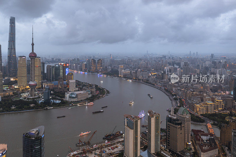 中国上海全景天际线航拍照片