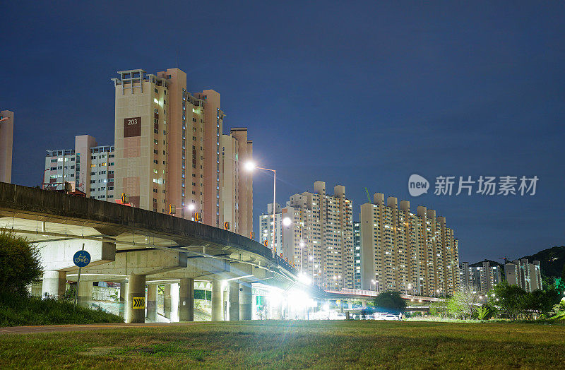 韩国京畿道安阳的夜景