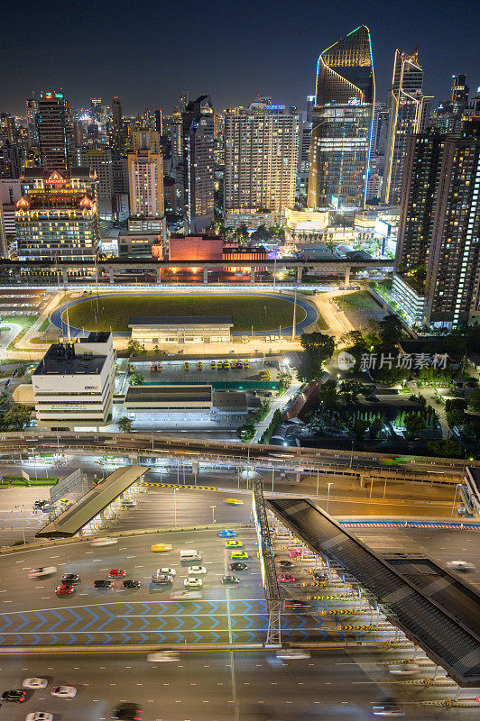 高速公路和收费公路曼谷市的高角度视图泰国公路前往龙潭和兰卡蒙