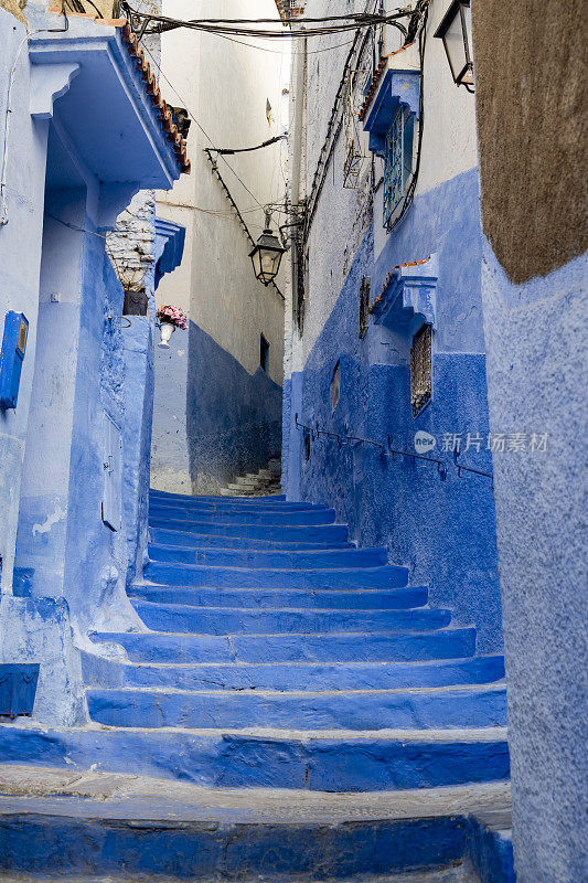 摩洛哥舍夫沙万的小巷和楼梯