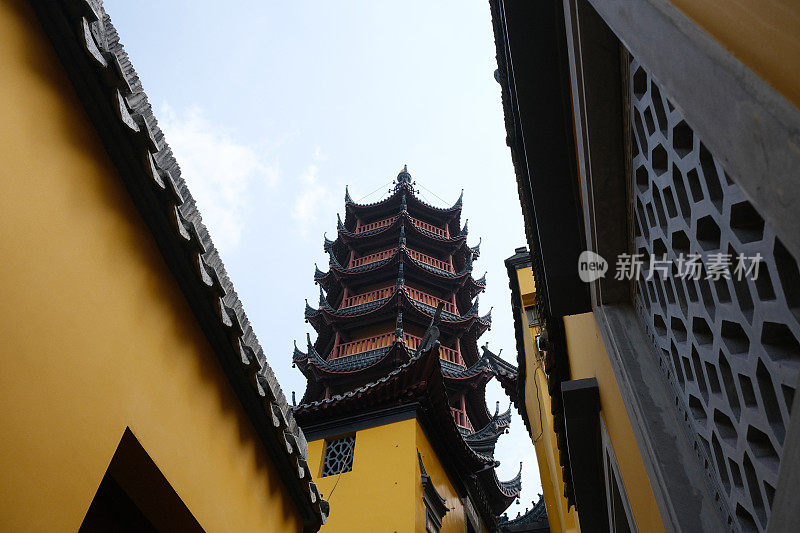 金山寺。中国江苏镇江的一座佛寺