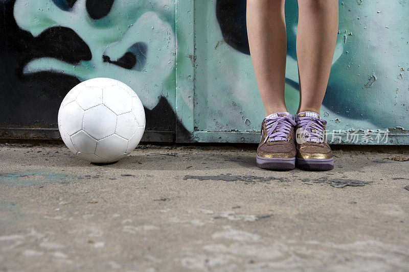 青少年与足球