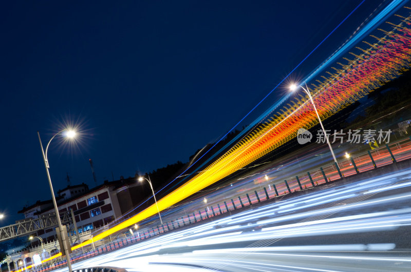 丰富多彩的城市夜晚