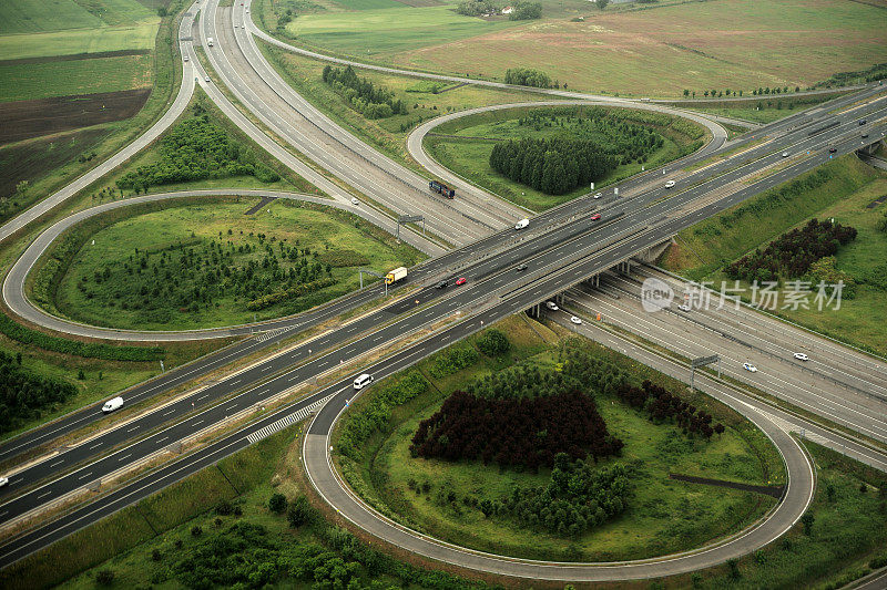 高瞻远瞩的道路