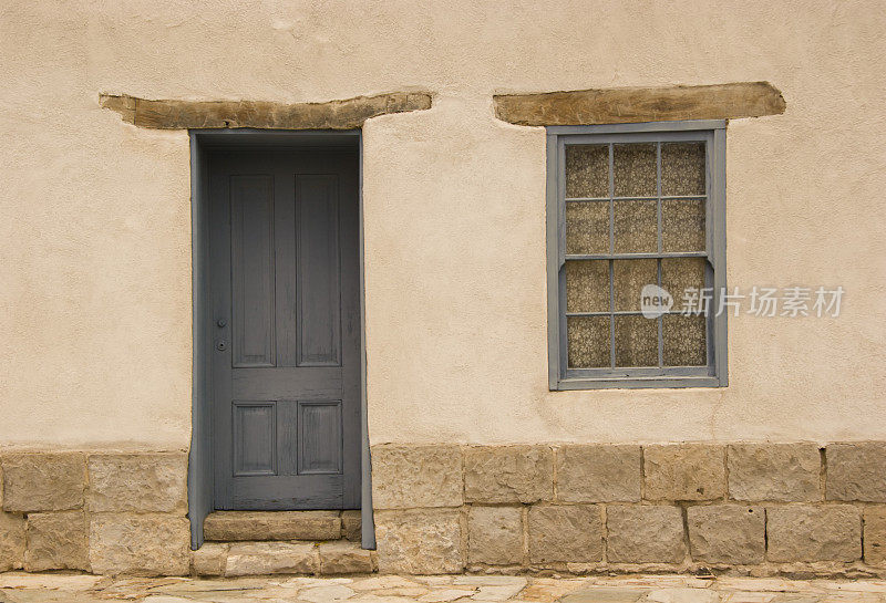 砖墙门窗，西南风格建筑，粗凿