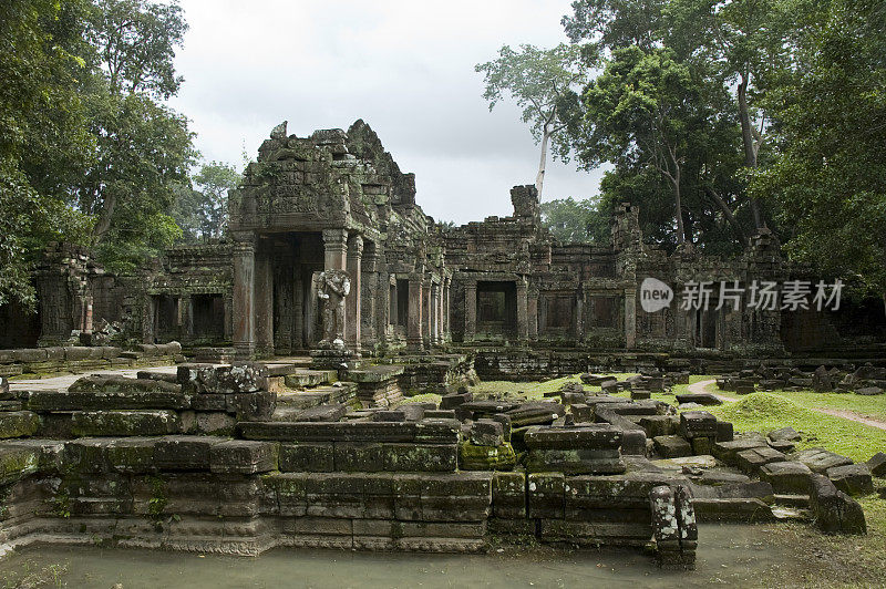 柬埔寨吴哥窟附近的庙宇遗址