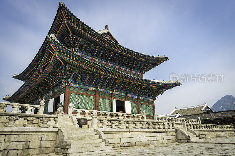 汉城宝塔屋顶华丽，传统木屋檐，景福宫