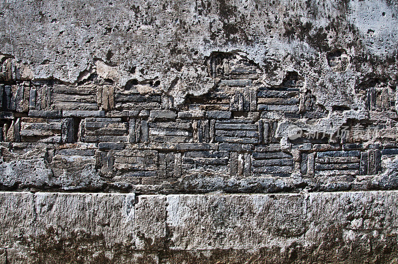 古老斑驳的墙壁