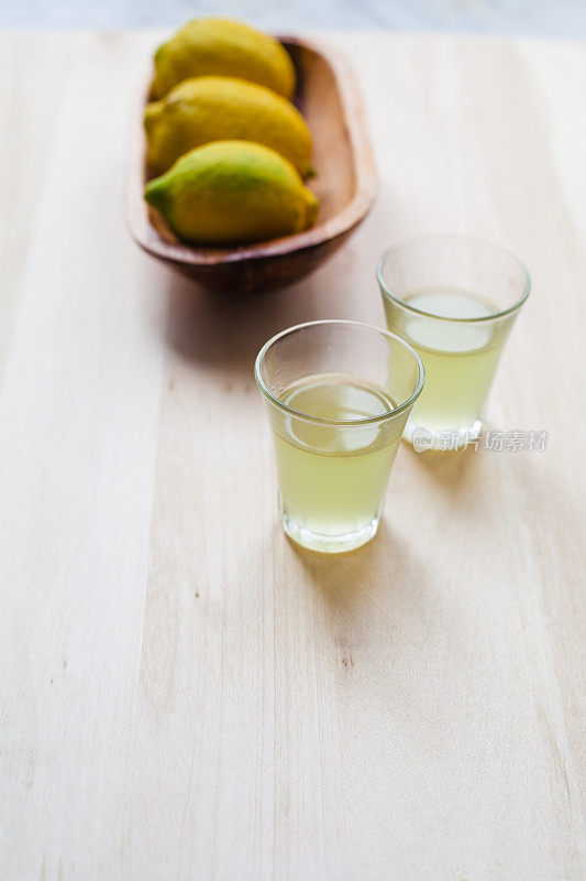 柠檬饮料,Limoncello