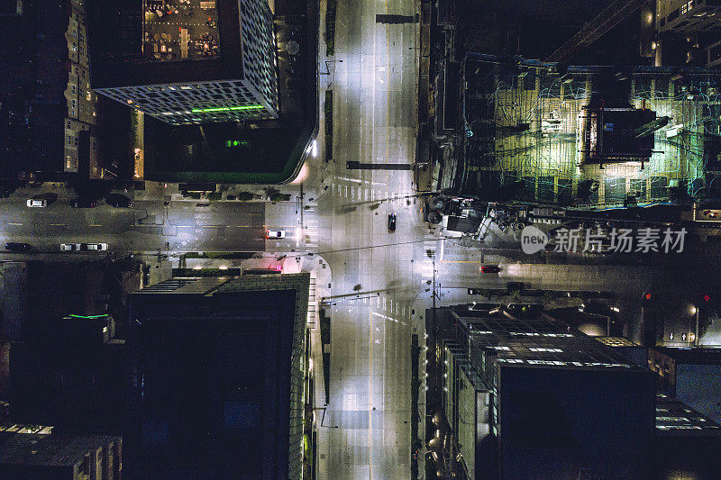 鸟瞰华盛顿西雅图市夜间的城市街道