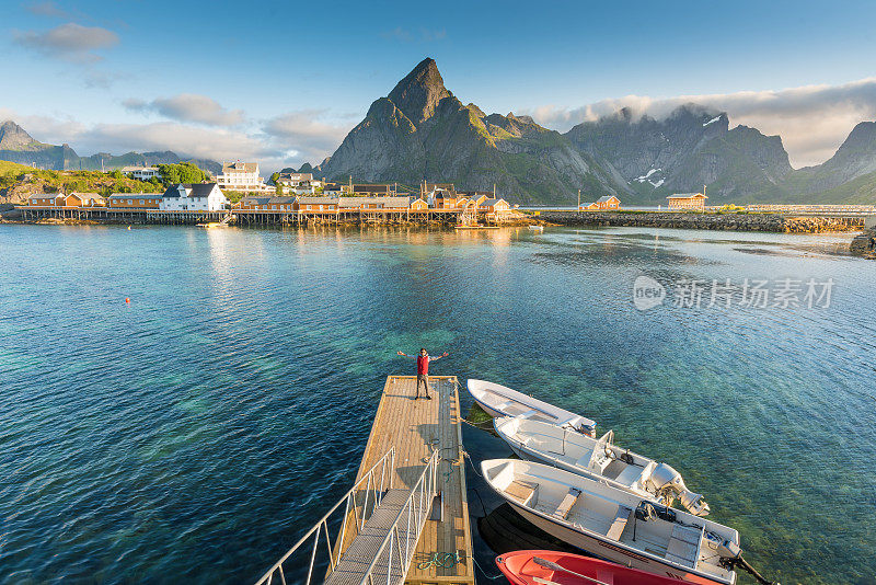 挪威，挪威罗浮敦群岛的日落风景