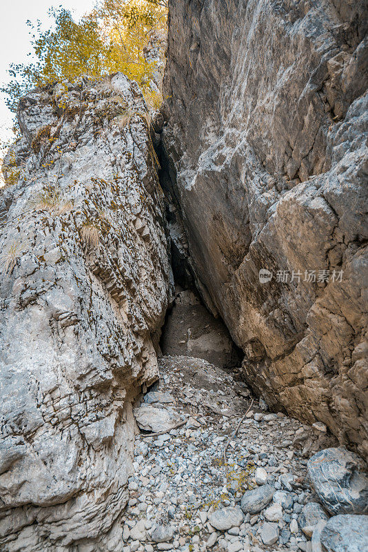 瀑布山峡谷，伊斯帕塔峡谷，亚卡峡谷