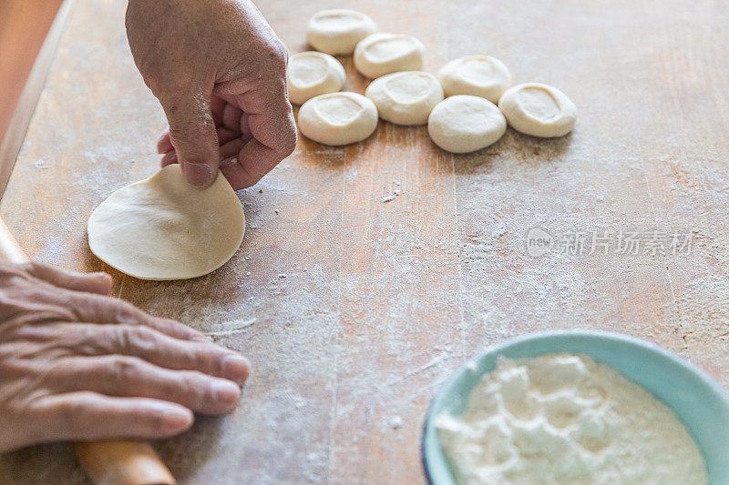 烹饪中国饺子(饺子)