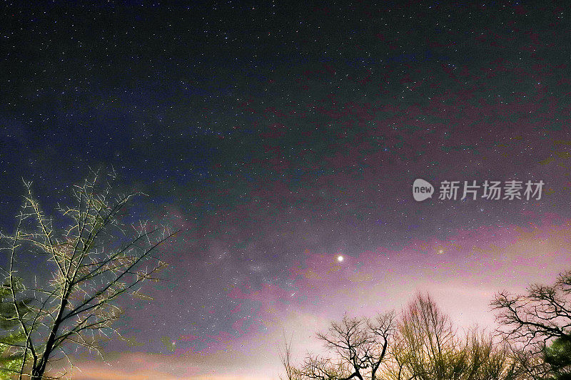 山上的VH506夜景