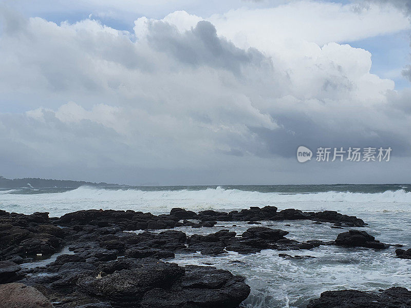 台风正在接近韩国济州岛