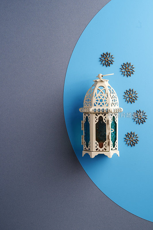 阿拉伯文灯笼采用手工制作的木质工艺伊斯兰图案设计