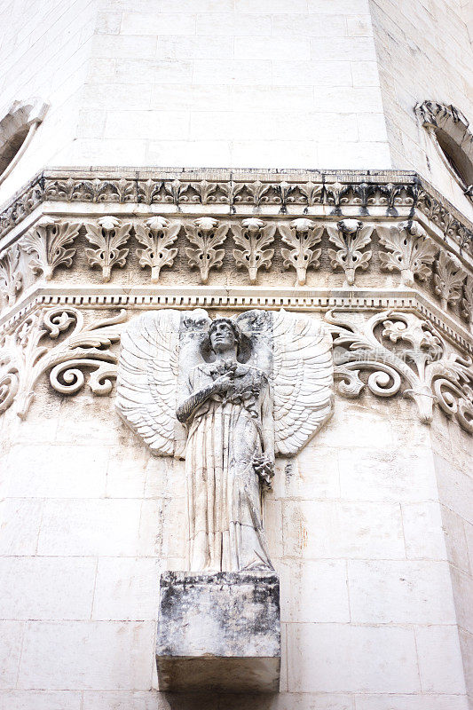 法国里昂:巴黎圣母院外部雕刻
