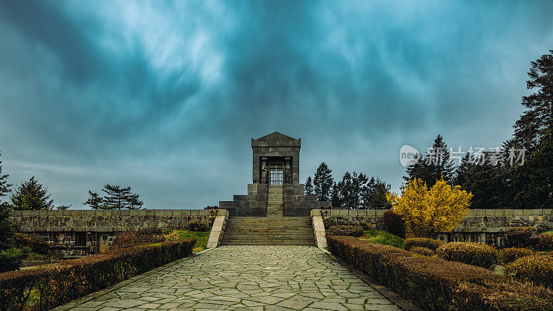 塞尔维亚贝尔格莱德阿瓦拉的第一次世界大战无名战士纪念碑