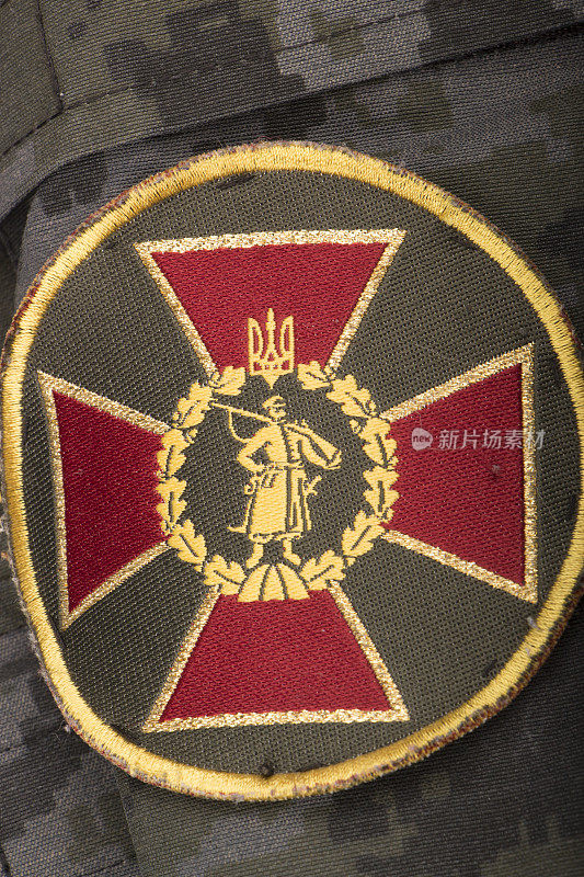 乌克兰，基辅，独立广场，8月24日:乌克兰的雪佛龙国民警卫队，以军人的形式出现