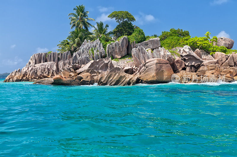 美丽的热带岛屿圣皮埃尔岛，塞舌尔