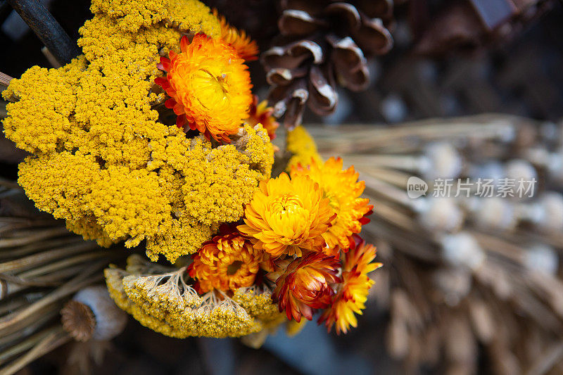 季节性节日花环