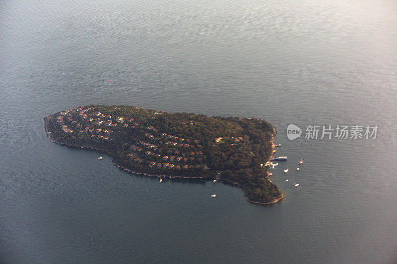 塞德夫岛，位于土耳其伊斯坦布尔，靠近安纳托利亚边的卡迪科伊镇的马尔马拉海王子群岛