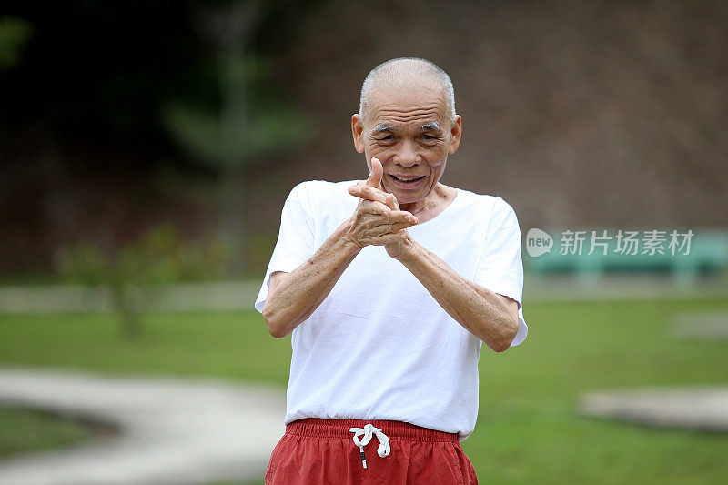 亚洲老年男性生活方式