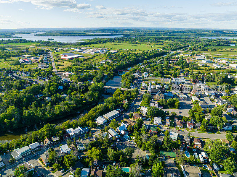 里高德镇，Québec加拿大