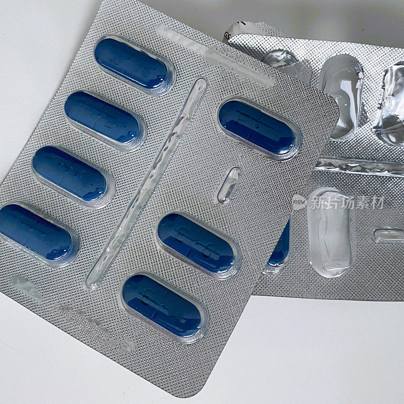 阿昔洛韦药物，一种对抗疱疹感染有效的抗病毒药物。