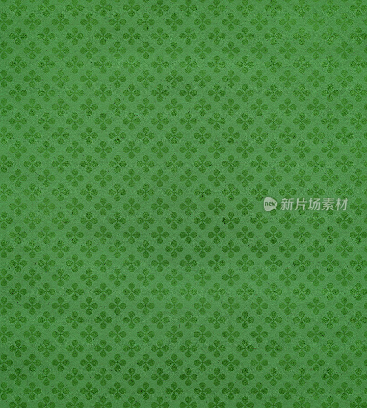 绿色纹理纸与三叶草