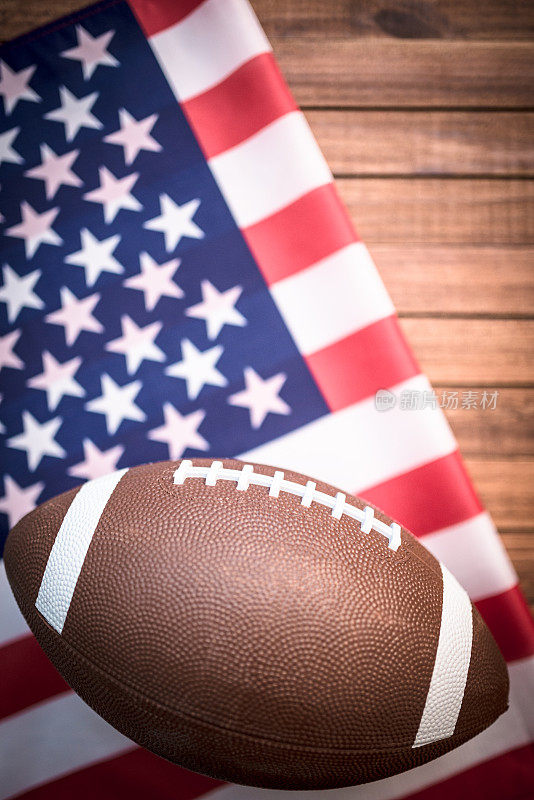 美式足球和我们的国旗