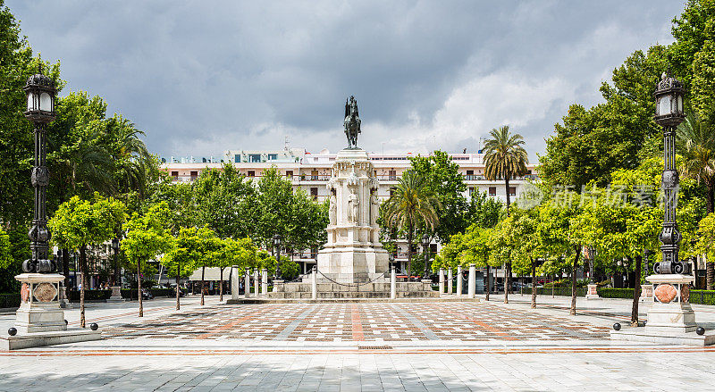新广场。塞维利亚。西班牙。