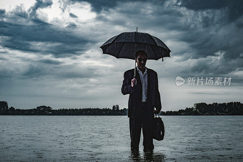 雨中的男人