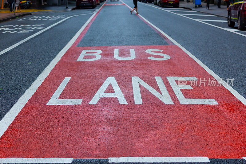 澳大利亚悉尼公交车道道路标记