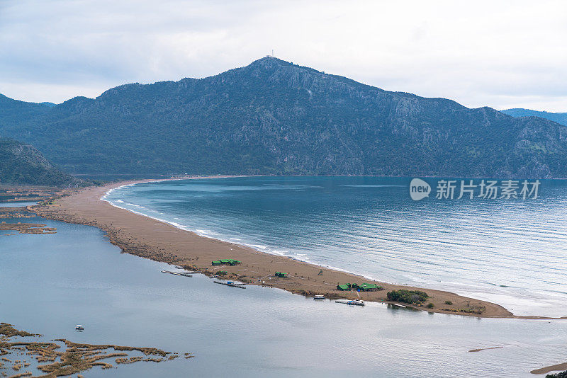 伊豆祖海滩和大延河三角洲