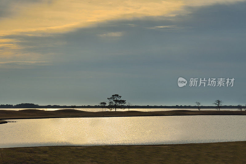 黎明时分的阿萨提格岛国家海岸