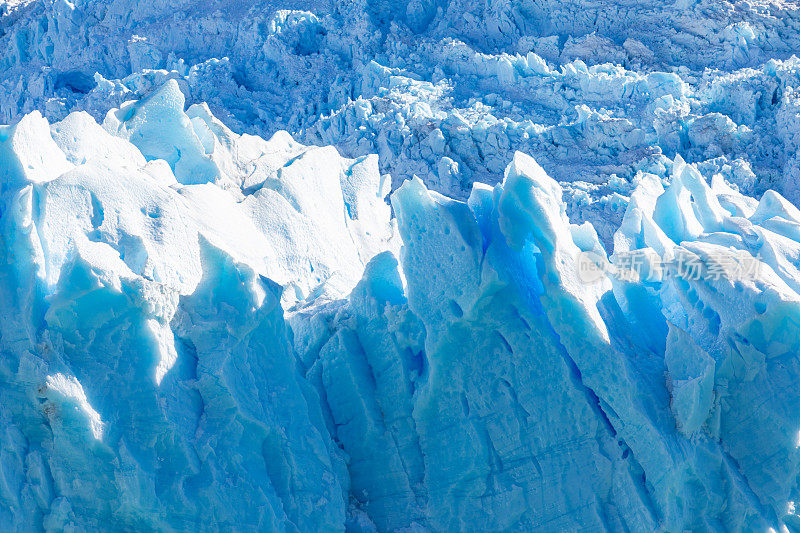 从莫雷诺冰川的不同观点-冰山，冰川，冰，湖-阿根廷巴塔哥尼亚
