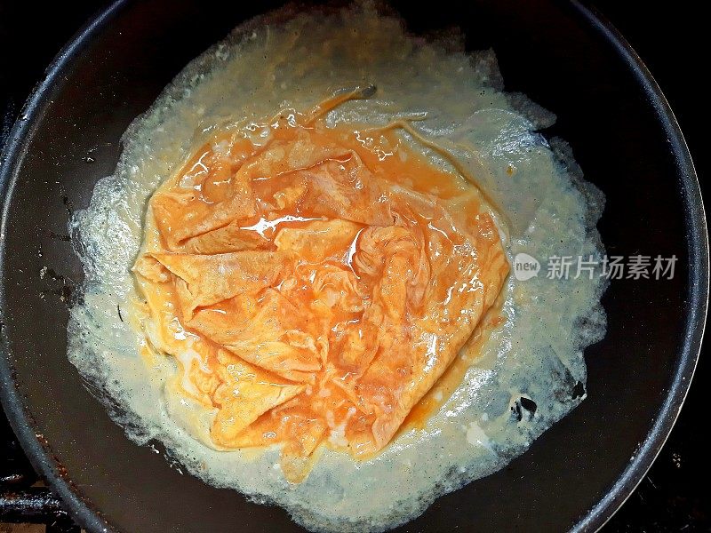 炒锅煎蛋卷——食物的准备。