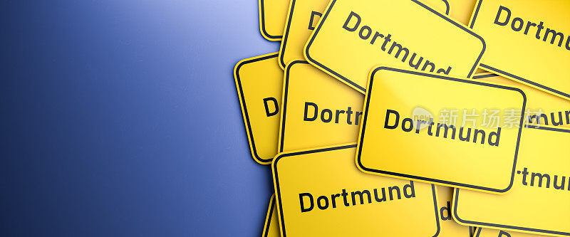 一堆多特蒙德城市限价标志。多特蒙德位于德国北莱茵-威斯特法伦州。德国城市典型的黄色城市限行标志。网页横幅格式与复制空间。