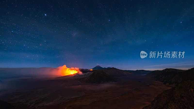 布罗莫山的森林大火