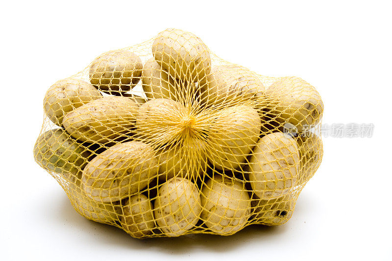 网里有新鲜的土豆