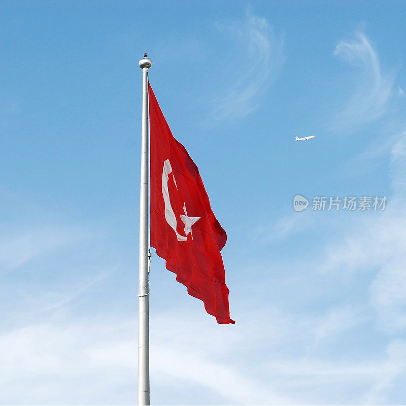 土耳其国旗和飞机