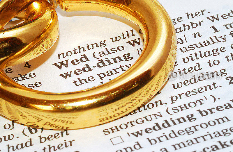婚礼的定义词在字典与金婚